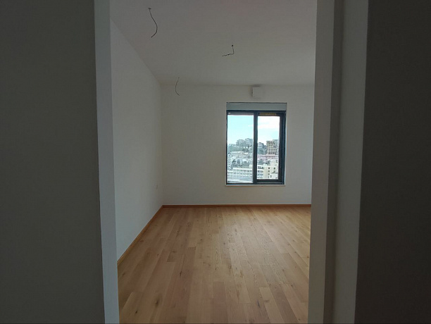 Penthouse in new building in Becici near the sea
